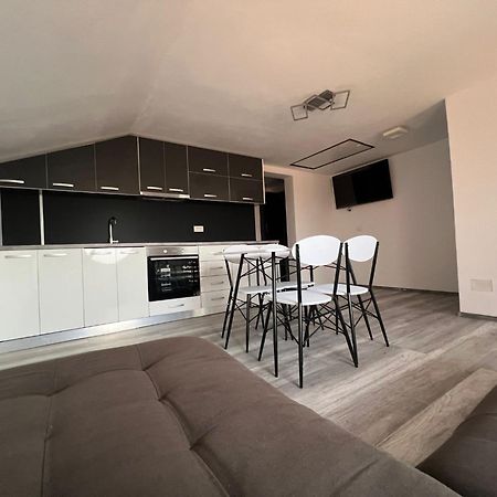 Apartament Casa Dragoeni Târgu Jiu Dış mekan fotoğraf
